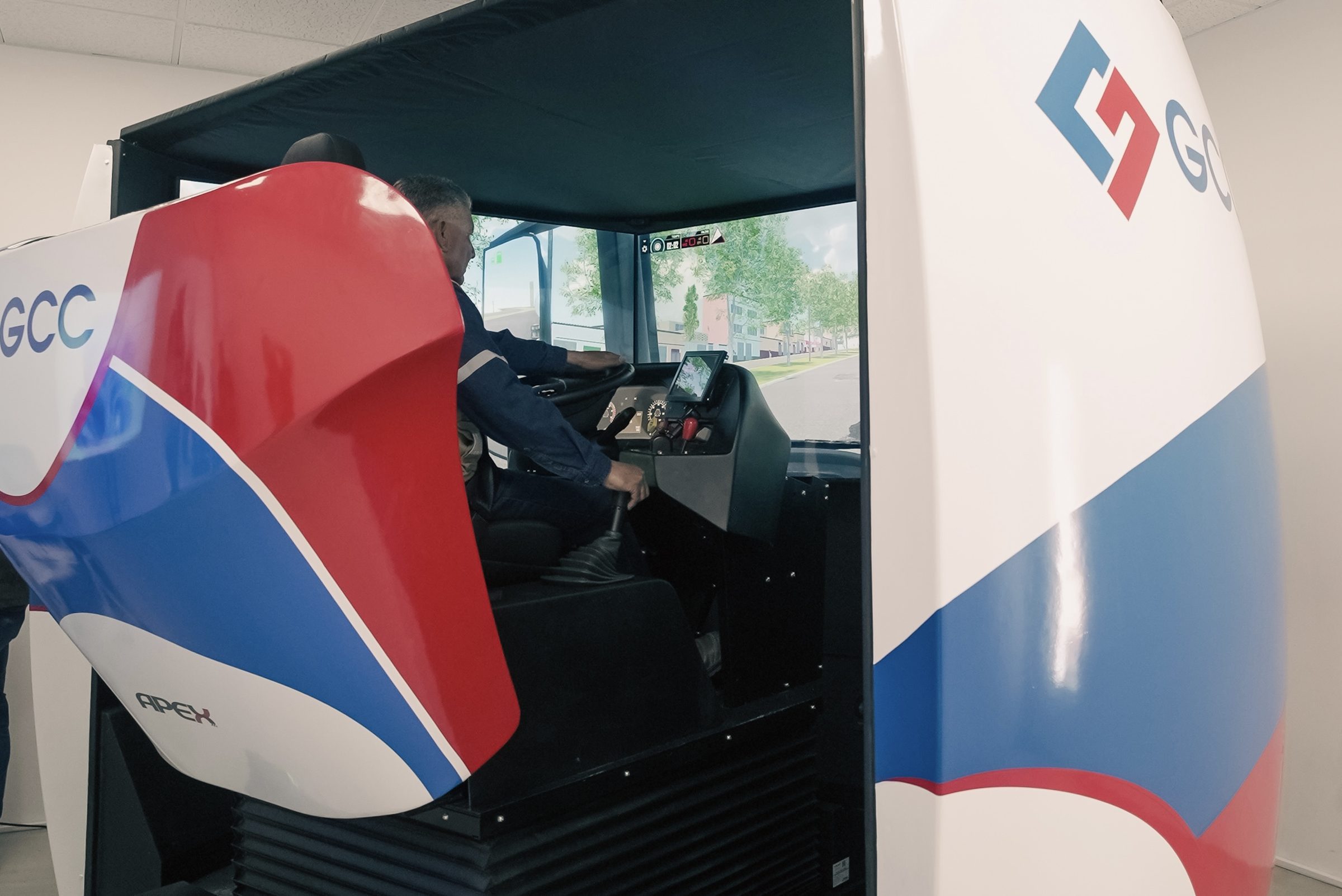 GRUPO CEMENTOS DE CHIHUAHUA LAUNCHES ITS SECOND TRUCK DRIVING SIMULATOR IN CIUDAD JUÁREZ