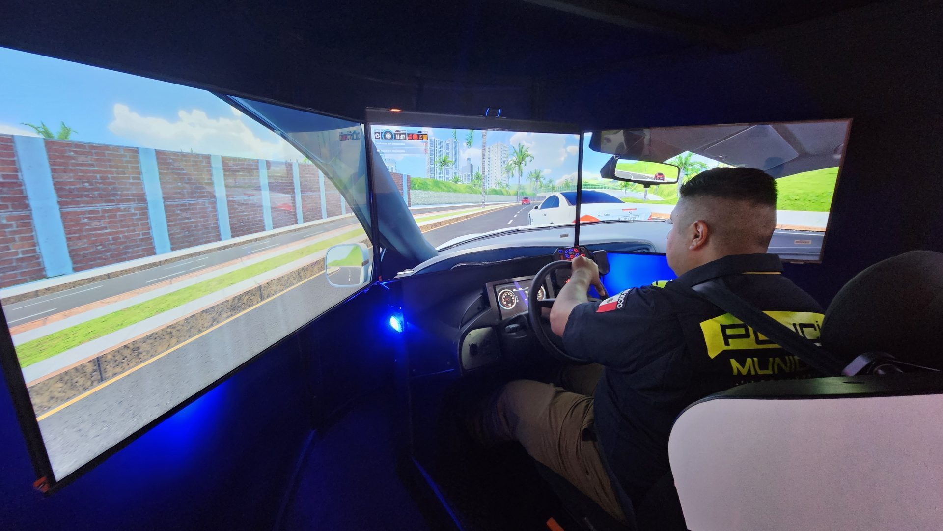 The Puebla Police Academy Consolidates Its Training Model with Tactical Driving Simulation