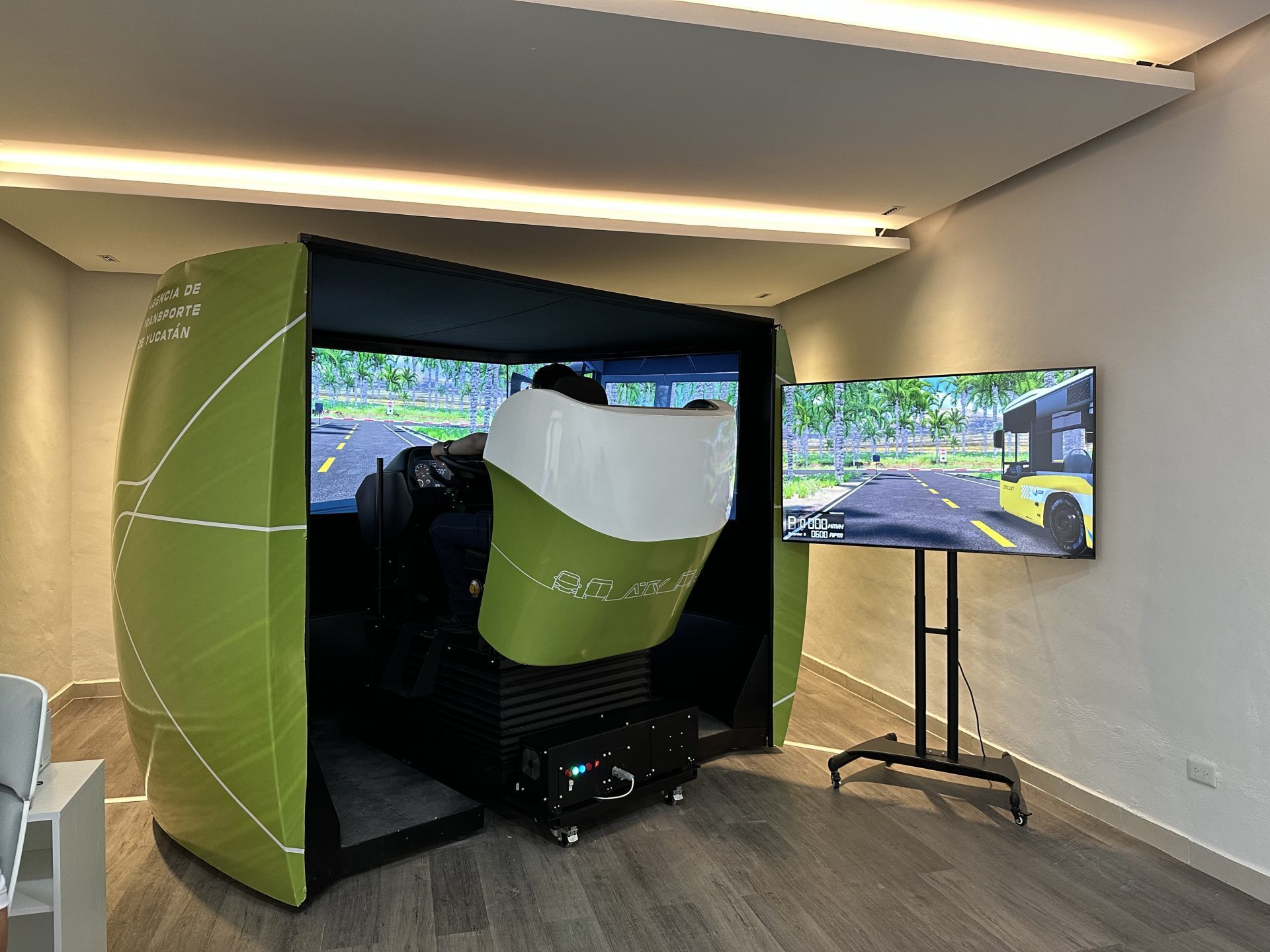 Yucatán Leads with Simulation Technology: The Future of Public Transit Is Already Rolling